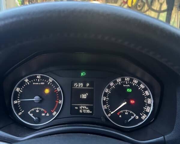 Бежевый Шкода Октавия, объемом двигателя 1.8 л и пробегом 167 тыс. км за 9999 $, фото 8 на Automoto.ua