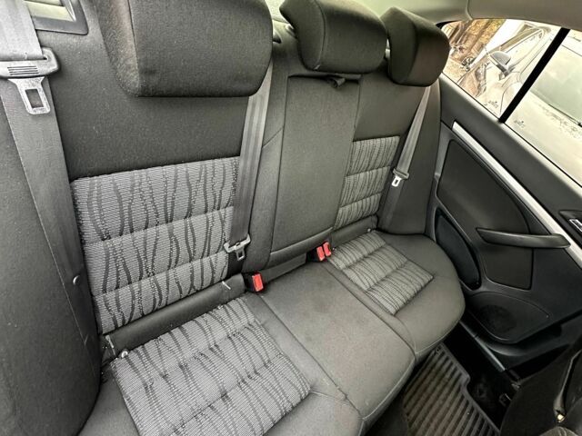 Бежевий Шкода Октавія, об'ємом двигуна 1.6 л та пробігом 255 тис. км за 7900 $, фото 3 на Automoto.ua