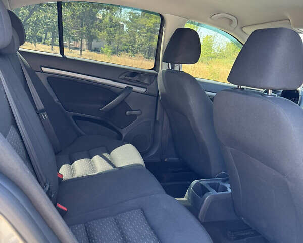 Бежевый Шкода Октавия, объемом двигателя 1.4 л и пробегом 225 тыс. км за 6700 $, фото 12 на Automoto.ua