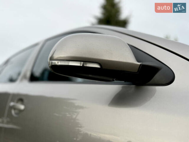 Бежевий Шкода Октавія, об'ємом двигуна 1.6 л та пробігом 226 тис. км за 8100 $, фото 3 на Automoto.ua