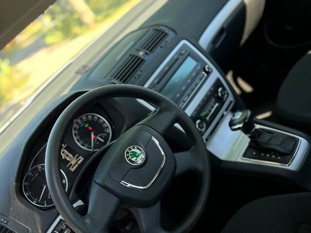 Бежевый Шкода Октавия, объемом двигателя 1.2 л и пробегом 190 тыс. км за 6900 $, фото 10 на Automoto.ua