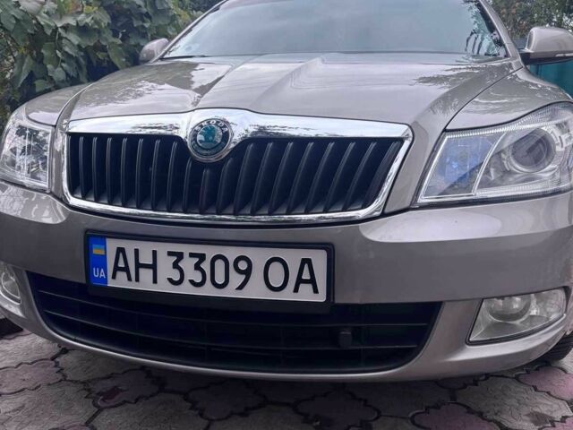 Бежевий Шкода Октавія, об'ємом двигуна 1.6 л та пробігом 184 тис. км за 8999 $, фото 22 на Automoto.ua