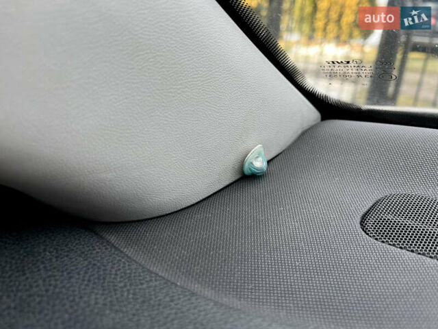 Бежевий Шкода Октавія, об'ємом двигуна 1.6 л та пробігом 226 тис. км за 8100 $, фото 53 на Automoto.ua