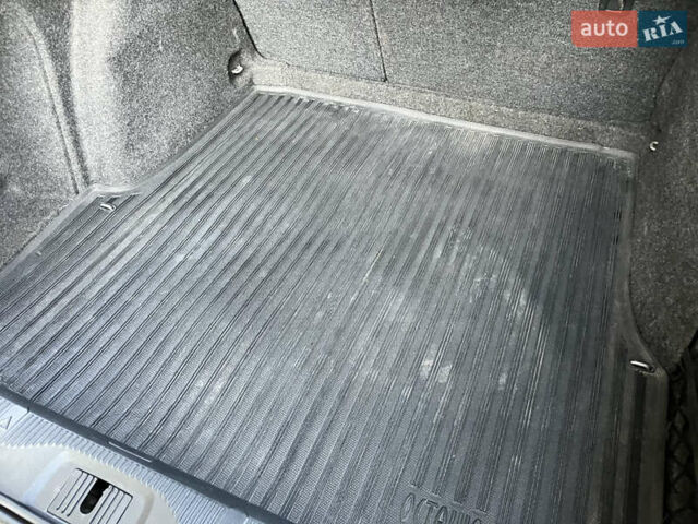 Бежевый Шкода Октавия, объемом двигателя 1.8 л и пробегом 119 тыс. км за 7300 $, фото 44 на Automoto.ua