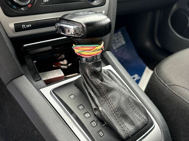 Бежевий Шкода Октавія, об'ємом двигуна 1.6 л та пробігом 255 тис. км за 7900 $, фото 14 на Automoto.ua