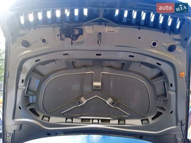 Бежевий Шкода Октавія, об'ємом двигуна 1.6 л та пробігом 232 тис. км за 8800 $, фото 36 на Automoto.ua