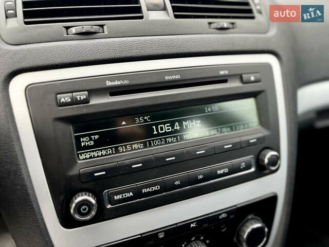 Бежевий Шкода Октавія, об'ємом двигуна 1.6 л та пробігом 226 тис. км за 8100 $, фото 33 на Automoto.ua