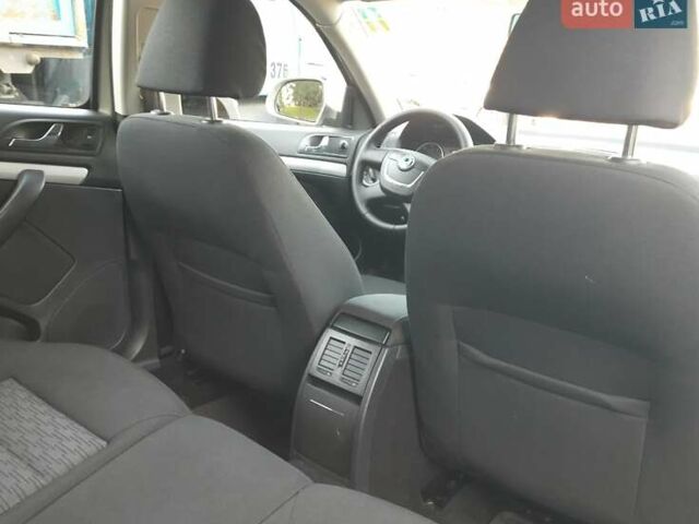 Бежевый Шкода Октавия, объемом двигателя 1.4 л и пробегом 218 тыс. км за 7199 $, фото 32 на Automoto.ua