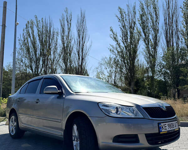 Бежевый Шкода Октавия, объемом двигателя 1.4 л и пробегом 225 тыс. км за 6700 $, фото 1 на Automoto.ua