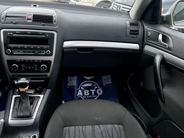 Бежевий Шкода Октавія, об'ємом двигуна 1.6 л та пробігом 255 тис. км за 7900 $, фото 6 на Automoto.ua