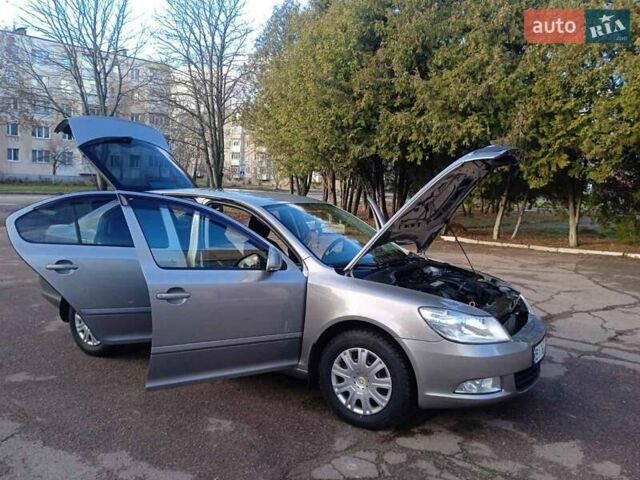 Бежевий Шкода Октавія, об'ємом двигуна 1.6 л та пробігом 232 тис. км за 8800 $, фото 15 на Automoto.ua