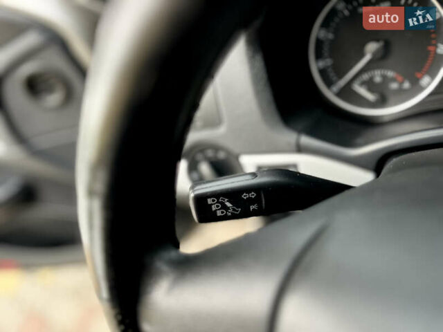 Бежевий Шкода Октавія, об'ємом двигуна 1.6 л та пробігом 226 тис. км за 8100 $, фото 28 на Automoto.ua