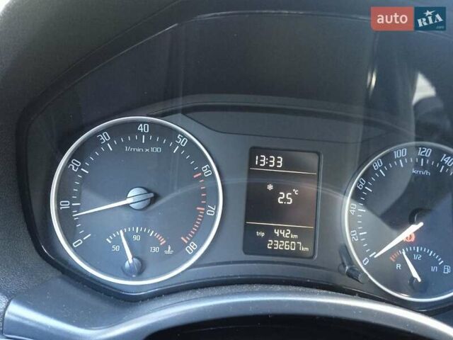 Бежевий Шкода Октавія, об'ємом двигуна 1.6 л та пробігом 232 тис. км за 8800 $, фото 39 на Automoto.ua