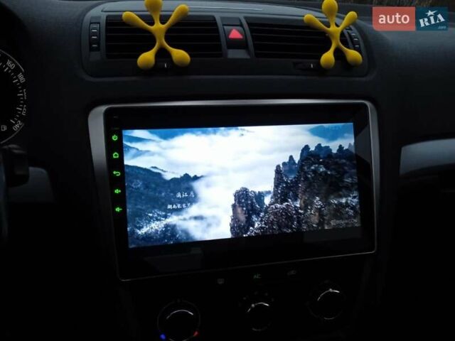 Бежевий Шкода Октавія, об'ємом двигуна 1.6 л та пробігом 232 тис. км за 8800 $, фото 47 на Automoto.ua