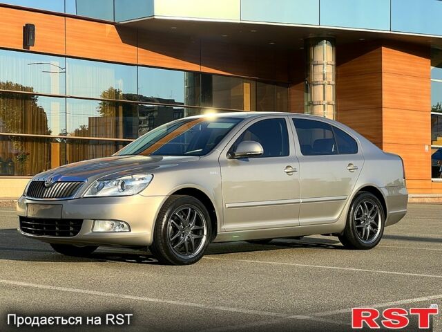 Бежевый Шкода Октавия, объемом двигателя 1.2 л и пробегом 190 тыс. км за 6900 $, фото 2 на Automoto.ua