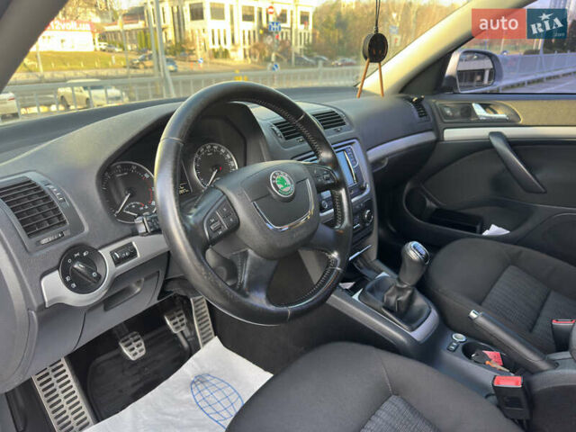 Бежевый Шкода Октавия, объемом двигателя 1.8 л и пробегом 143 тыс. км за 8990 $, фото 15 на Automoto.ua