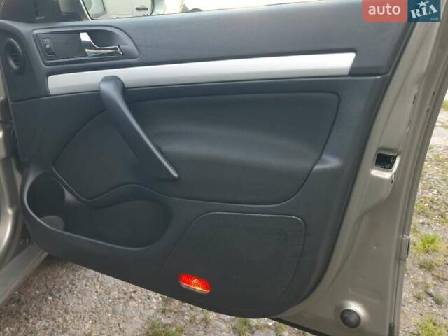 Бежевый Шкода Октавия, объемом двигателя 1.4 л и пробегом 218 тыс. км за 7199 $, фото 34 на Automoto.ua