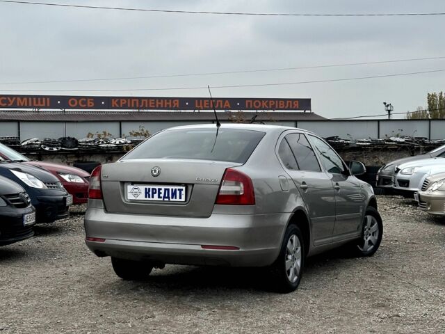 Бежевий Шкода Октавія, об'ємом двигуна 1.6 л та пробігом 255 тис. км за 7900 $, фото 1 на Automoto.ua