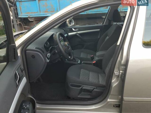 Бежевый Шкода Октавия, объемом двигателя 1.4 л и пробегом 218 тыс. км за 7199 $, фото 21 на Automoto.ua