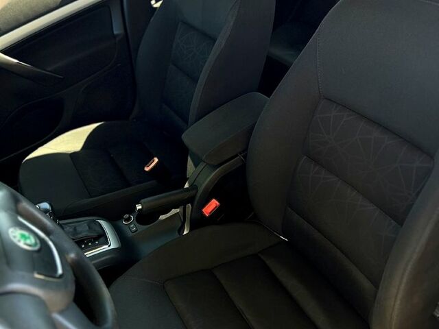 Бежевый Шкода Октавия, объемом двигателя 1.2 л и пробегом 190 тыс. км за 6900 $, фото 11 на Automoto.ua