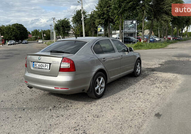 Бежевый Шкода Октавия, объемом двигателя 1.8 л и пробегом 248 тыс. км за 6400 $, фото 5 на Automoto.ua