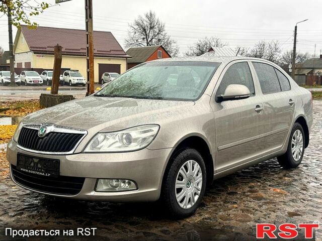 Бежевый Шкода Октавия, объемом двигателя 1.8 л и пробегом 150 тыс. км за 7920 $, фото 1 на Automoto.ua