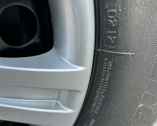 Бежевый Шкода Октавия, объемом двигателя 1.8 л и пробегом 39 тыс. км за 12500 $, фото 48 на Automoto.ua