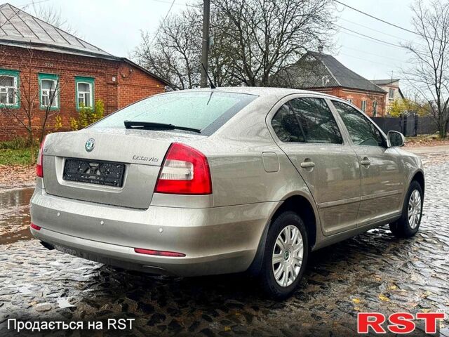 Бежевый Шкода Октавия, объемом двигателя 1.8 л и пробегом 150 тыс. км за 7920 $, фото 5 на Automoto.ua