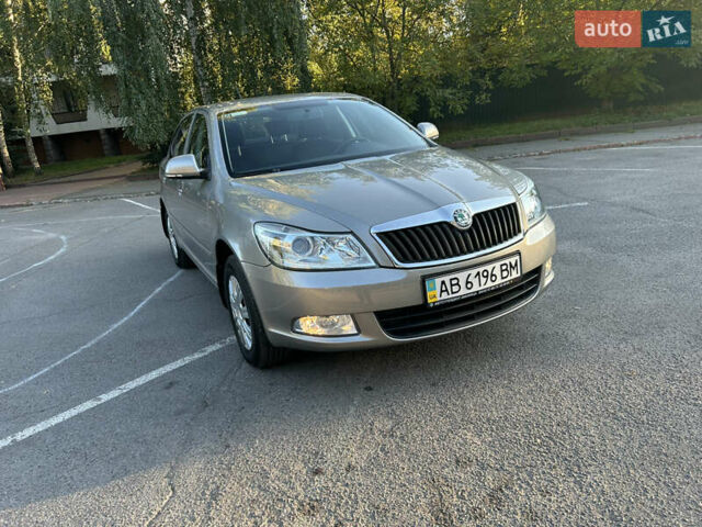 Бежевый Шкода Октавия, объемом двигателя 1.8 л и пробегом 40 тыс. км за 11900 $, фото 1 на Automoto.ua