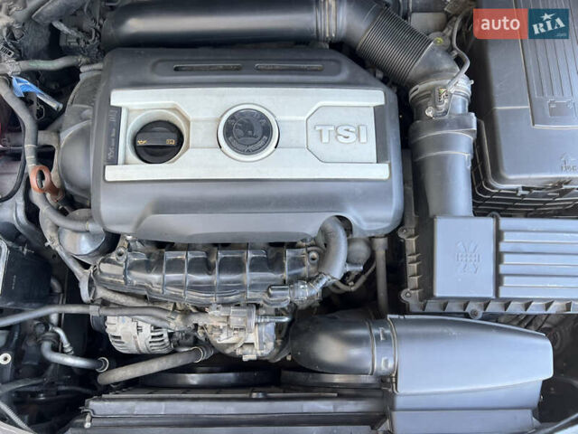 Бежевый Шкода Октавия, объемом двигателя 1.8 л и пробегом 133 тыс. км за 9000 $, фото 5 на Automoto.ua