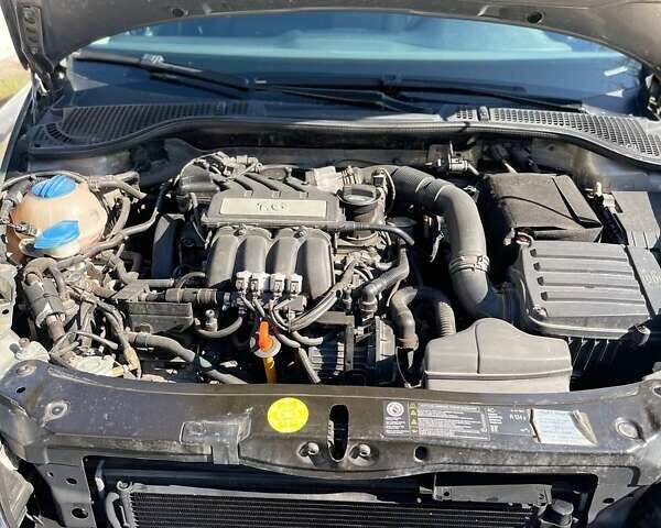 Бежевый Шкода Октавия, объемом двигателя 1.6 л и пробегом 147 тыс. км за 9600 $, фото 31 на Automoto.ua