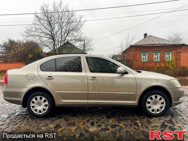 Бежевый Шкода Октавия, объемом двигателя 1.8 л и пробегом 150 тыс. км за 7920 $, фото 2 на Automoto.ua