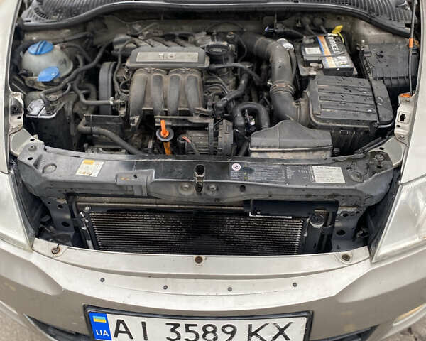 Бежевий Шкода Октавія, об'ємом двигуна 1.6 л та пробігом 245 тис. км за 5250 $, фото 11 на Automoto.ua