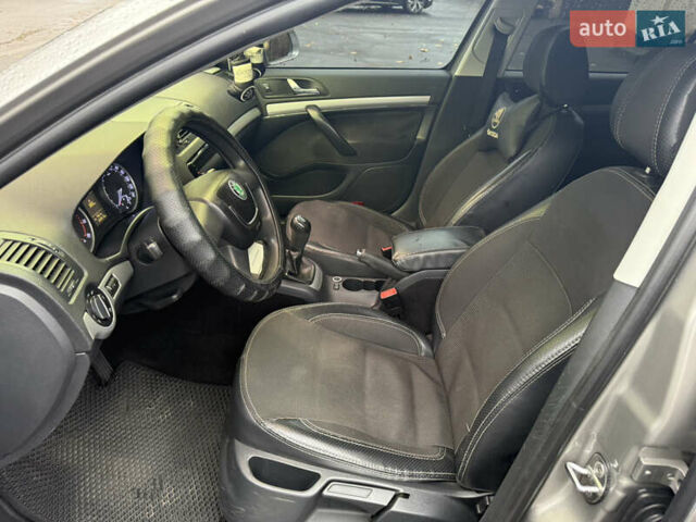 Бежевий Шкода Октавія, об'ємом двигуна 1.8 л та пробігом 268 тис. км за 6750 $, фото 17 на Automoto.ua