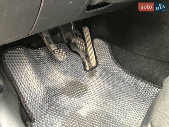 Бежевый Шкода Октавия, объемом двигателя 1.6 л и пробегом 198 тыс. км за 8800 $, фото 18 на Automoto.ua