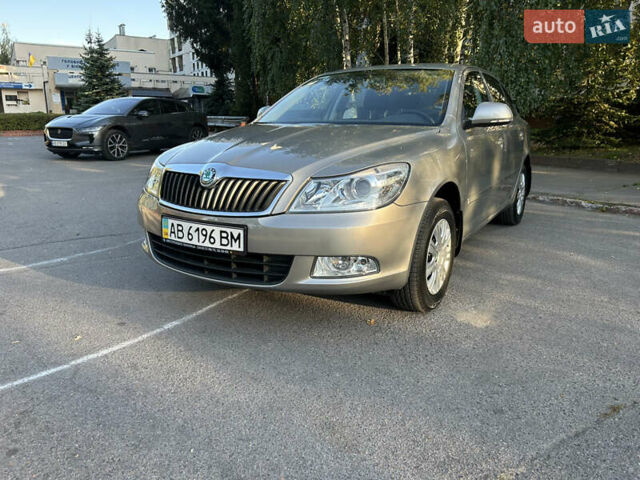 Бежевый Шкода Октавия, объемом двигателя 1.8 л и пробегом 39 тыс. км за 12200 $, фото 23 на Automoto.ua