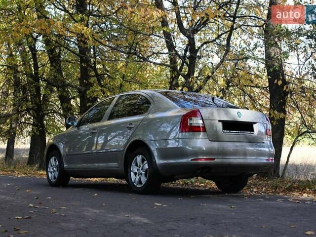 Бежевый Шкода Октавия, объемом двигателя 1.8 л и пробегом 217 тыс. км за 8600 $, фото 9 на Automoto.ua