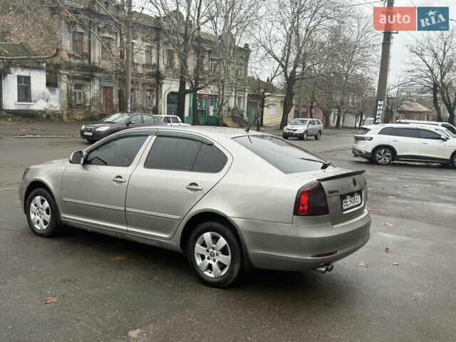 Бежевий Шкода Октавія, об'ємом двигуна 1.8 л та пробігом 268 тис. км за 6750 $, фото 6 на Automoto.ua