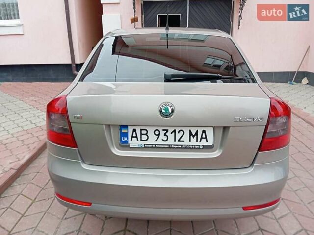 Шкода Октавия 2012 в Хмельницком на Automoto.ua Бежевый Шкода Октавия, объемом двигателя 1.8 л и пробегом 269 тыс. км за 6800 $, фото 5 на Automoto.ua