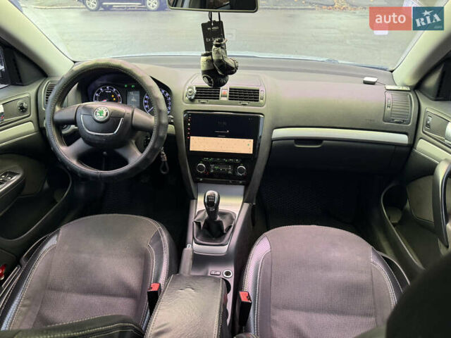 Бежевий Шкода Октавія, об'ємом двигуна 1.8 л та пробігом 268 тис. км за 6750 $, фото 14 на Automoto.ua