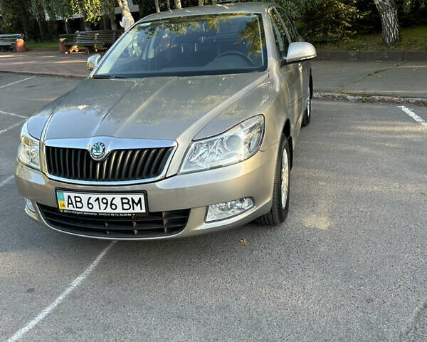 Бежевый Шкода Октавия, объемом двигателя 1.8 л и пробегом 39 тыс. км за 12200 $, фото 13 на Automoto.ua