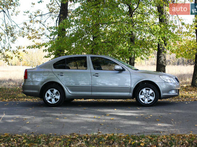 Бежевый Шкода Октавия, объемом двигателя 1.8 л и пробегом 217 тыс. км за 8600 $, фото 10 на Automoto.ua