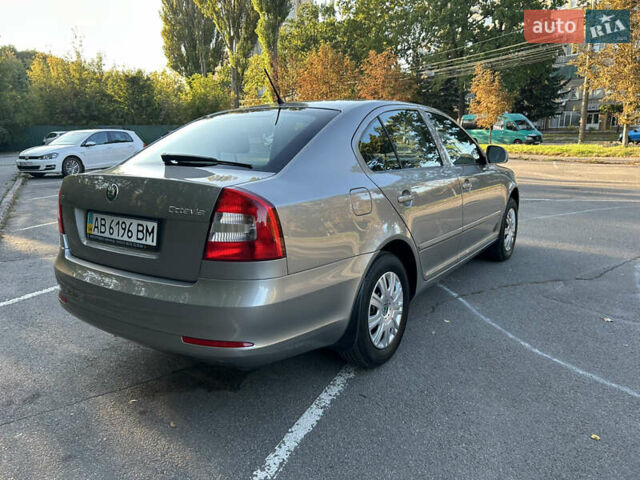 Бежевый Шкода Октавия, объемом двигателя 1.8 л и пробегом 39 тыс. км за 12200 $, фото 21 на Automoto.ua