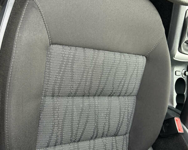 Бежевый Шкода Октавия, объемом двигателя 1.8 л и пробегом 40 тыс. км за 11900 $, фото 47 на Automoto.ua