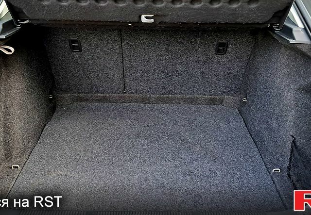 Бежевий Шкода Октавія, об'ємом двигуна 1.6 л та пробігом 93 тис. км за 8800 $, фото 8 на Automoto.ua