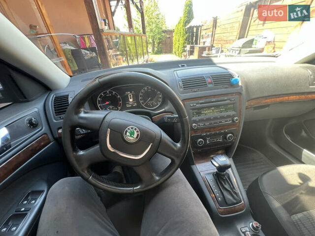 Бежевый Шкода Октавия, объемом двигателя 1.8 л и пробегом 165 тыс. км за 8800 $, фото 11 на Automoto.ua