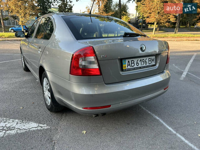 Бежевый Шкода Октавия, объемом двигателя 1.8 л и пробегом 39 тыс. км за 12200 $, фото 3 на Automoto.ua