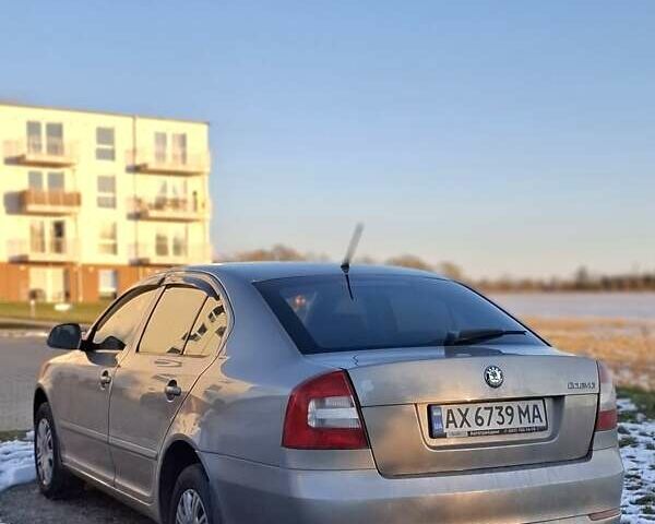 Бежевый Шкода Октавия, объемом двигателя 1.8 л и пробегом 145 тыс. км за 9567 $, фото 3 на Automoto.ua