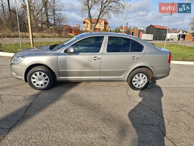 Бежевий Шкода Октавія, об'ємом двигуна 1.6 л та пробігом 200 тис. км за 8199 $, фото 7 на Automoto.ua