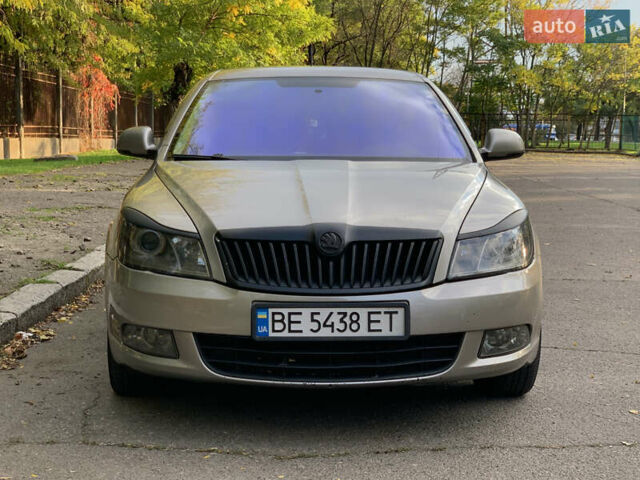 Шкода Октавия 2012 в Николаеве на Automoto.ua Бежевый Шкода Октавия, объемом двигателя 1.8 л и пробегом 250 тыс. км за 6800 $, фото 1 на Automoto.ua